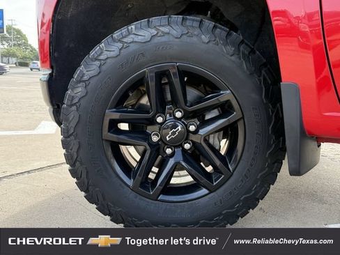 Used 2020 Chevrolet Silverado 1500 LT Trail Boss AWD/4WD image 10
