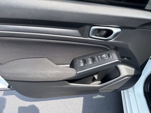 Certified 2024 Honda Civic Sport image 9