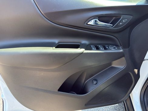 Certified 2021 Chevrolet Equinox LT AWD/4WD image 13