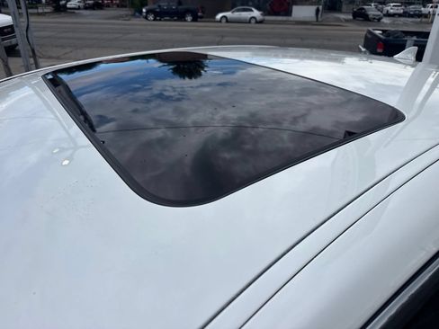 Used 2014 Lexus LS 460 w/ Comfort Package RWD image 10