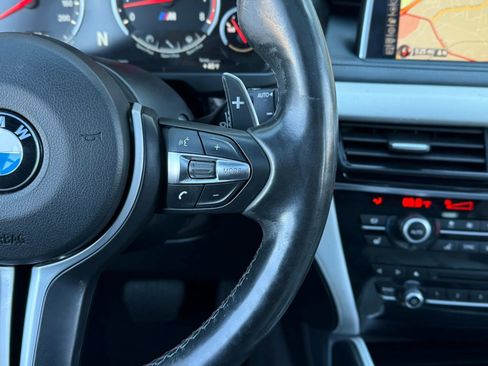 Used 2016 BMW X5 M image 22