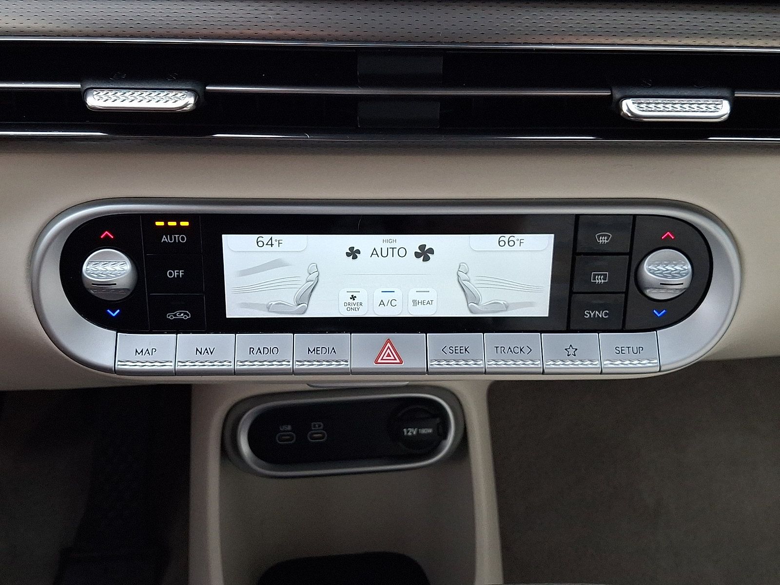 Used 2023 Genesis GV60 Advanced AWD/4WD image 16