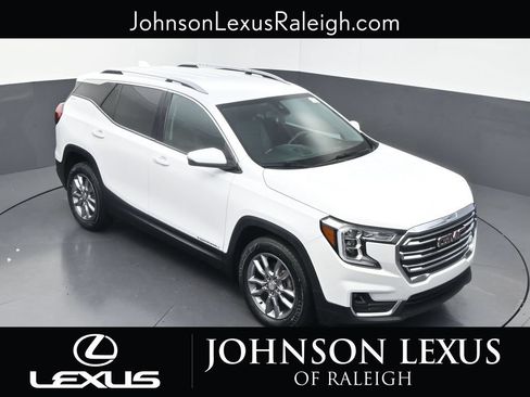 Used 2022 GMC Terrain SLT w/ Infotainment Package II FWD image 23