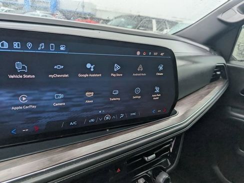 Used 2025 Chevrolet Tahoe LS image 21