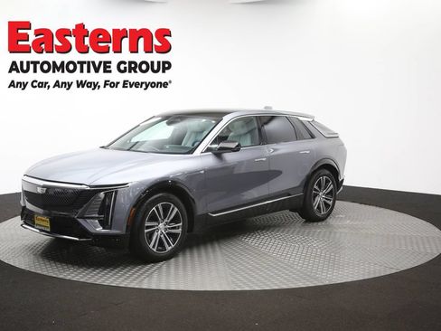 Used 2023 Cadillac Lyriq 2WD image 60