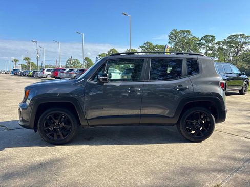 Certified 2023 Jeep Renegade Altitude w/ Sun/Sound Group image 6