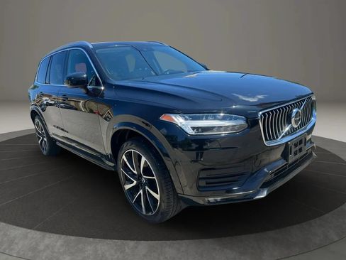 Used 2020 Volvo XC90 T6 Momentum w/ Protection Package Premier AWD/4WD image 3