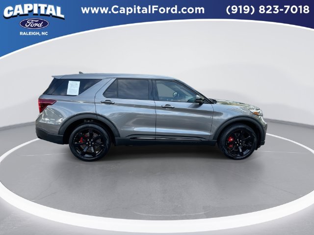 Certified 2021 Ford Explorer ST w/ Equipment Group 401A AWD/4WD image 9
