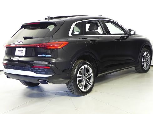 Used 2025 Audi Q5 Premium w/ Convenience Package AWD/4WD image 7