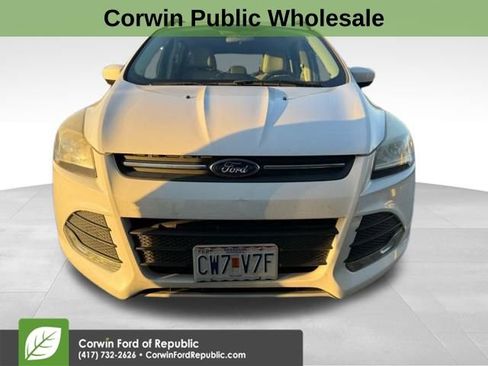 Used 2014 Ford Escape SE w/ Equipment Group 201A image 3