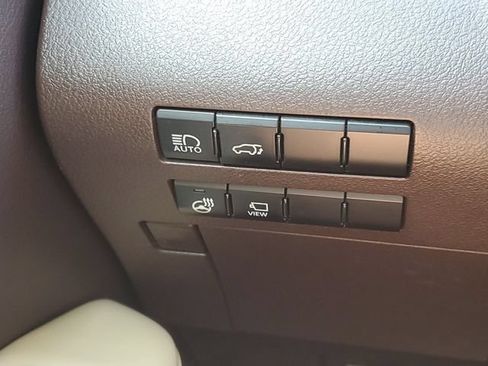 Used 2018 Lexus RX 350 AWD w/ Premium Package image 19