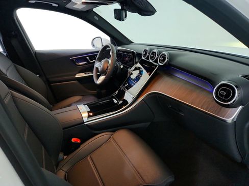 New 2026 Mercedes-Benz GLC 300 image 10