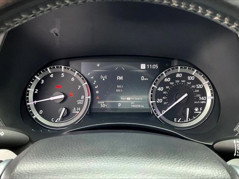 Used 2021 Toyota Highlander XLE image 13