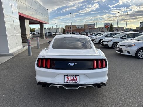 Used 2016 Ford Mustang Premium w/ Equipment Group 201A image 7