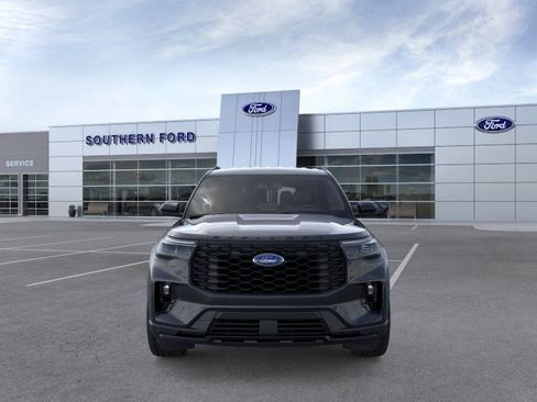 New 2026 Ford Explorer ST-Line w/ ST-Line Street Pack AWD/4WD image 6