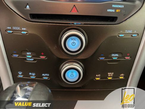 Used 2012 Ford Edge SEL FWD image 26