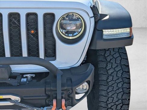 Used 2022 Jeep Gladiator Mojave w/ LED Lighting Group image 9
