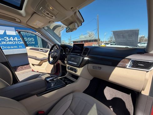 Used 2019 Mercedes-Benz GLE 400 4MATIC w/ Premium 1 Package image 39