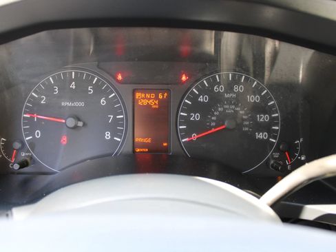 Used 2020 Nissan NV 3500 SL RWD image 9