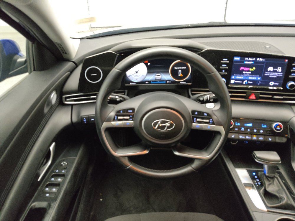 Used 2021 Hyundai Elantra SEL w/ Convenience Package FWD image 22