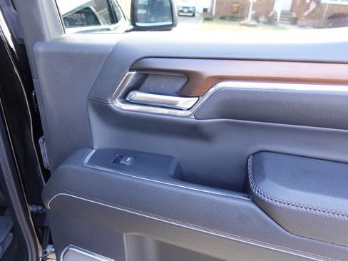 Used 2024 GMC Sierra 1500 Denali w/ Denali Reserve Package AWD/4WD image 39