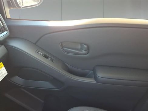 New 2026 Nissan Frontier SV w/ Tow Package image 25