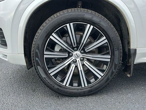 Used 2023 Volvo XC90 B5 Core w/ Climate Package image 14