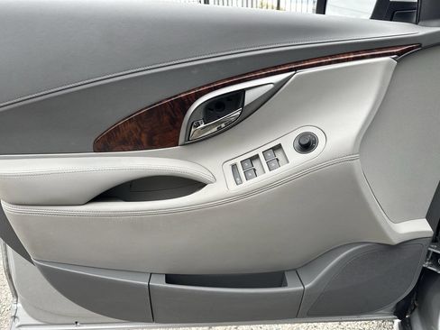 Used 2010 Buick LaCrosse CXL FWD image 20