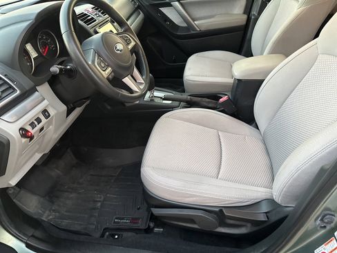 Used 2018 Subaru Forester 2.5i w/ Alloy Wheel Package image 14