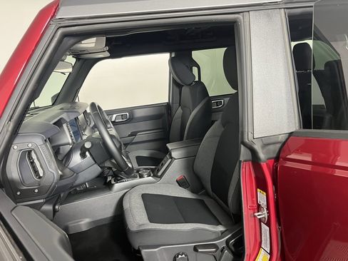 Used 2025 Ford Bronco Big Bend image 23