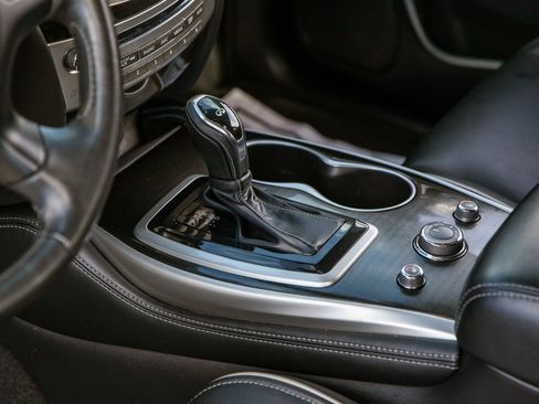 Used 2019 INFINITI QX60 Luxe w/ Essential Package image 15