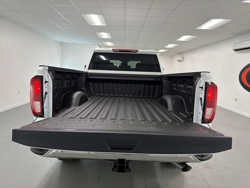 New 2026 GMC Sierra 2500 Pro w/ Convenience Package AWD/4WD image 8