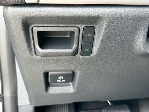 New 2026 Ford Expedition Active RWD image 29