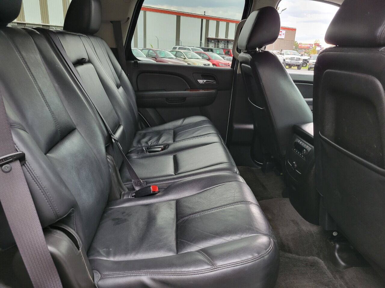 Used 2014 GMC Yukon SLT AWD/4WD image 30