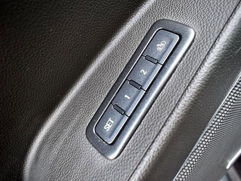 Used 2017 Chevrolet Tahoe LT image 12