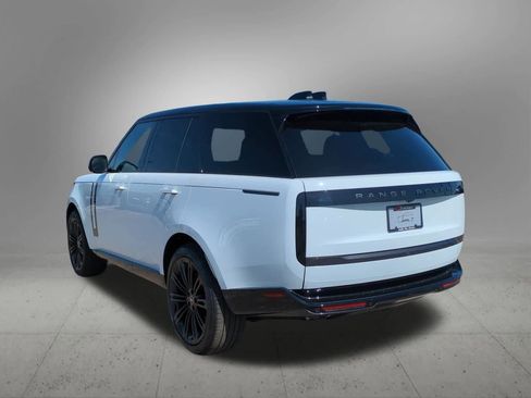 New 2025 Land Rover Range Rover SE image 4