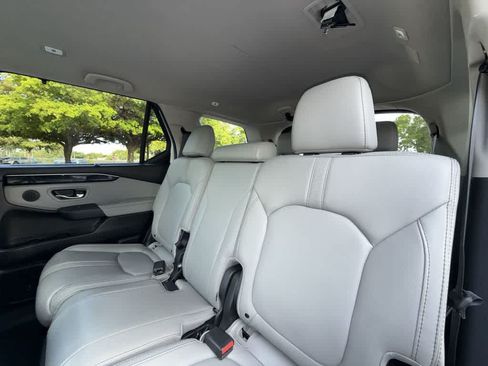 Used 2024 Honda Pilot EX-L image 22