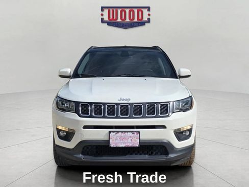 Used 2018 Jeep Compass Latitude w/ Popular Equipment Group AWD/4WD image 2