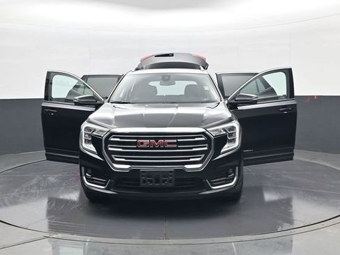 Used 2022 GMC Terrain SLT w/ Infotainment Package II FWD image 31