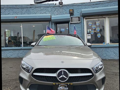 Used 2019 Mercedes-Benz A 220 4MATIC w/ Premium Package image 1