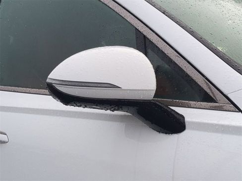 Used 2025 Genesis GV70 3.5T Sport w/ Sport Advanced Package image 10