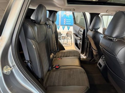 Used 2024 Mitsubishi Outlander SE AWD/4WD image 21