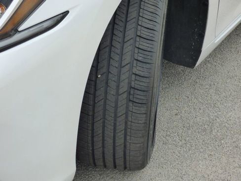 Used 2019 Lexus ES 350 w/ Premium Package FWD image 10