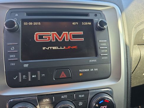 Used 2014 GMC Acadia SLE image 25