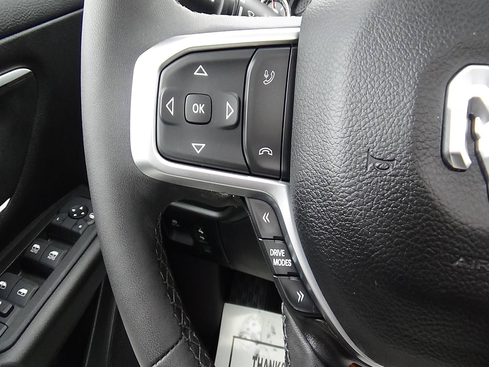 Used 2025 RAM 1500 Big Horn AWD/4WD image 24