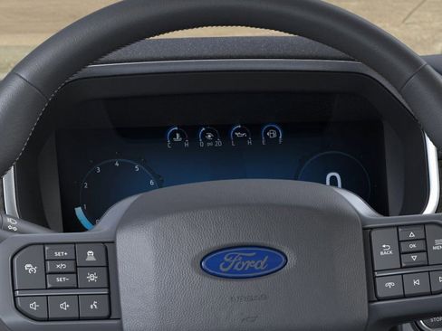 New 2025 Ford F150 Lariat w/ Equipment Group 501A Mid image 13