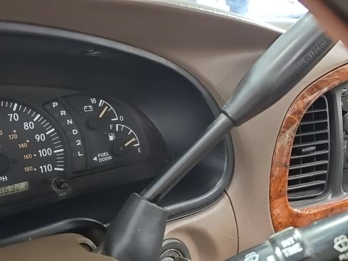 Used 2004 Toyota Tundra Limited RWD image 22