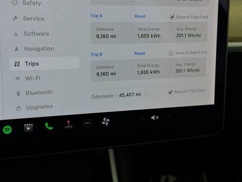Used 2020 Tesla Model 3 Standard Range RWD image 13