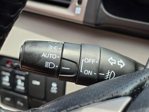 Used 2017 Honda Odyssey Touring image 53