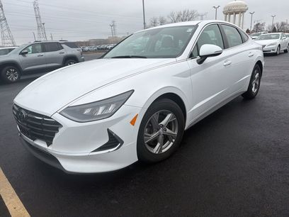 Used 2023 Hyundai Sonata SE w/ Preferred Accessory Package